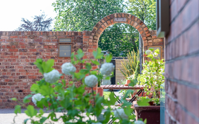 Clementine's Guest House