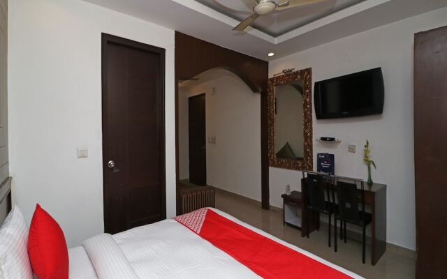 OYO 12780 New Hotel Rajwada