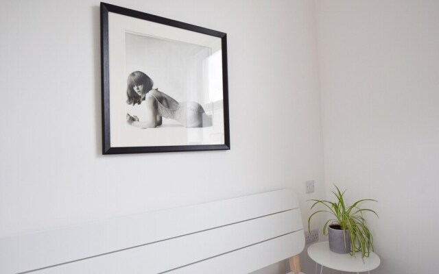 Modern Apartment In The Centre of Teignmouth