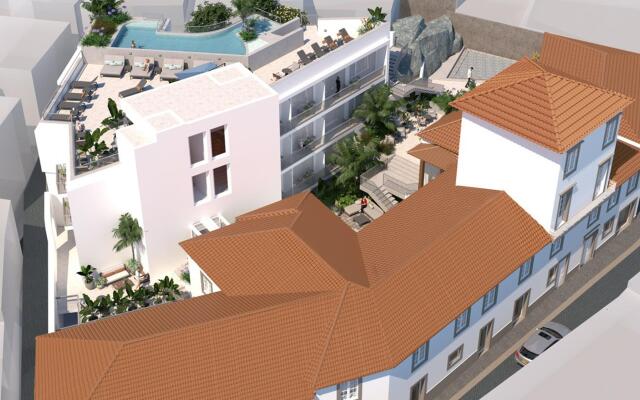 Pestana Fisherman Village