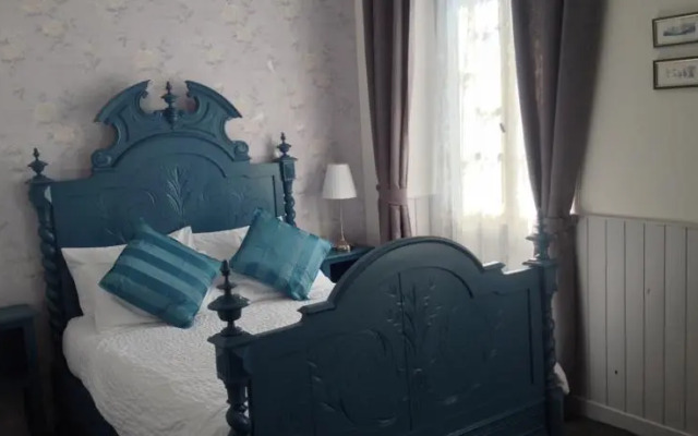 Le Petit Dragon Rouge