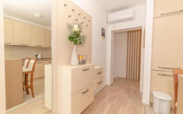 Apartment Melody