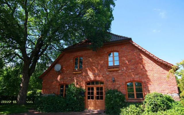 Mansion in Gressow With Terrace, Garden, Bbq, Pond, Bicycles