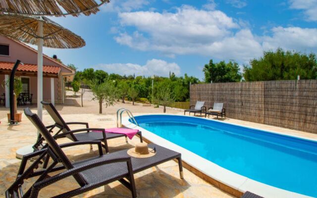 House Nina Etang sur Arroux