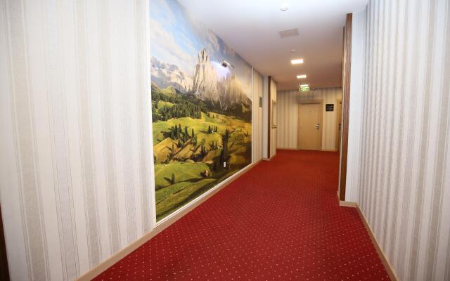 Altus Hotel Baku - Free Massage