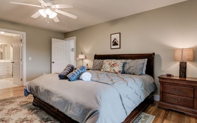 Blue Ridge Barkway - 3 Br Home