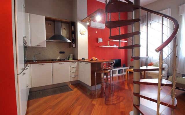 Mi-sant3at - Piazza Santa Maria Alla Fontana 3