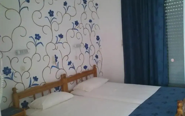 Christina Studios