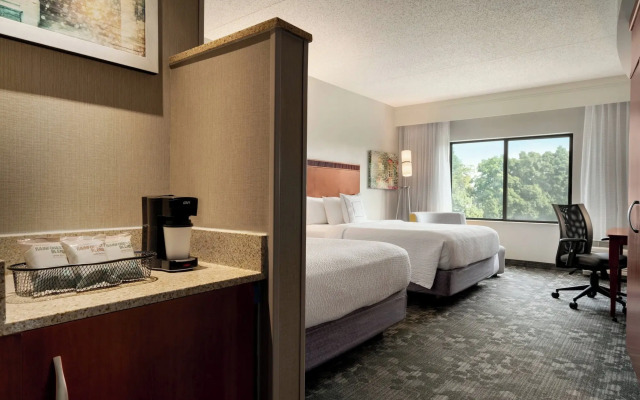 Courtyard by Marriott Ewing Princeton