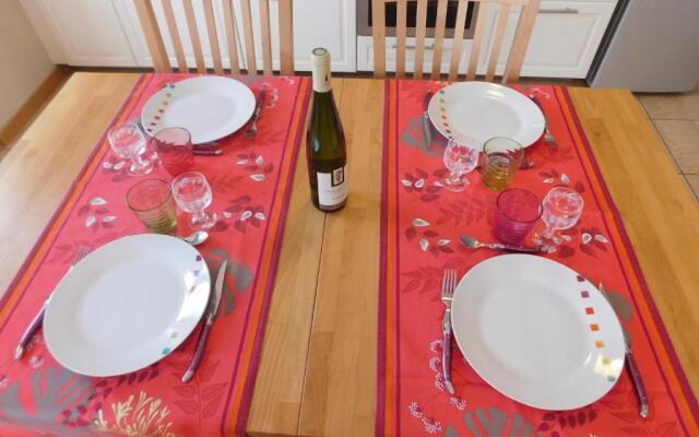 MUSCAT - Coquet 2 pièces au pied du vignoble