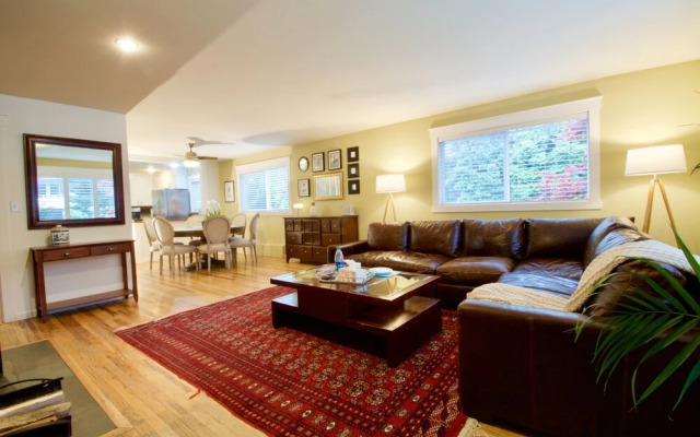 Large Open Concept in Universe Center