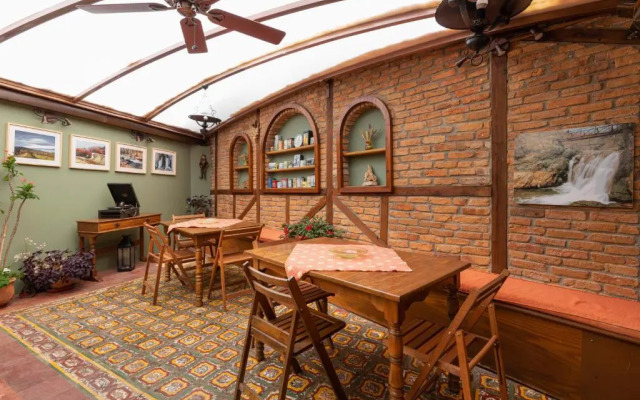Dimosthenis Traditional Guesthouse