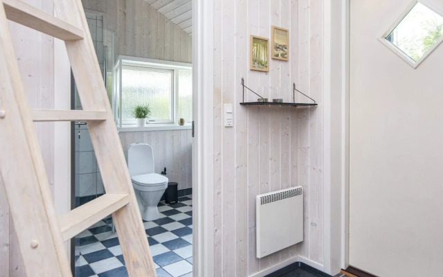6 Person Holiday Home in Juelsminde