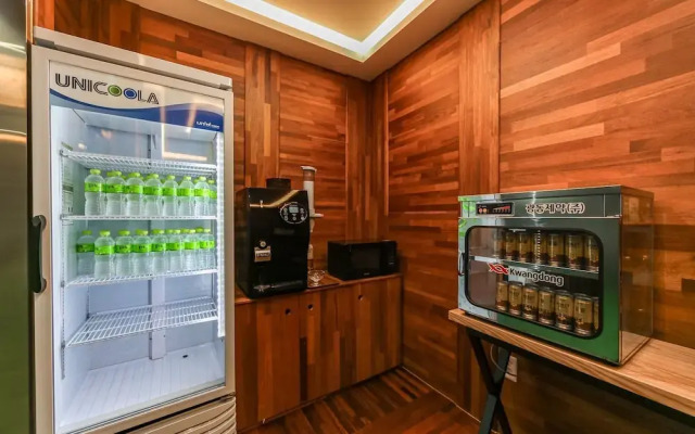 Sweet Hotel Seongseo
