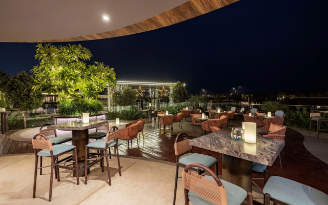 Oakwood Ha Long