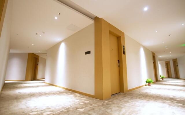 Elan Inn Jingjiang Taihe Wuyue Plaza