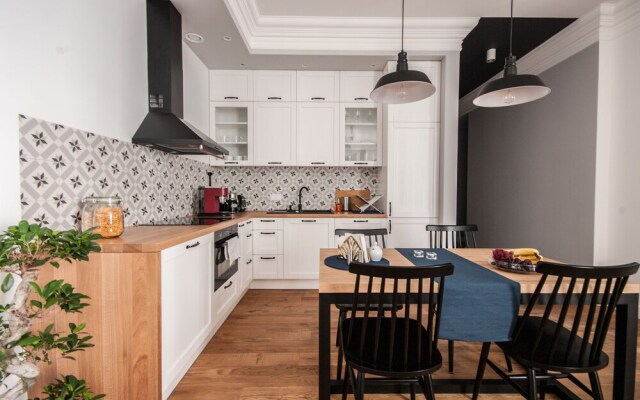 oompH Koszyki Luxurious Apartments