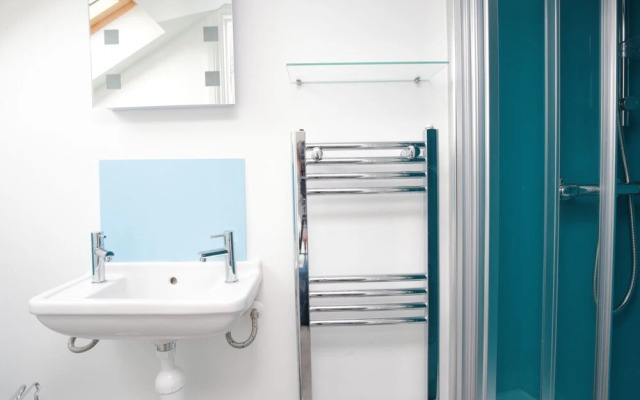 Stunning Central Oxford 3BR Home Inc. Parking