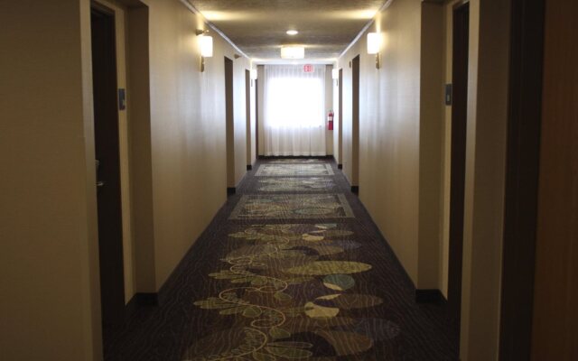 Holiday Inn Express Munising-Lakeview by IHG