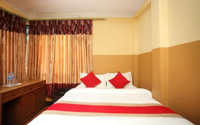 SPOT ON 383 Hotel Himalayan Ashoka