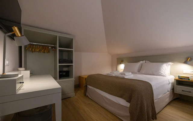 Kannas Mani-Luxury Suites- Adults friendly 14+