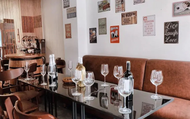 Cocoin Host  Snack Bar