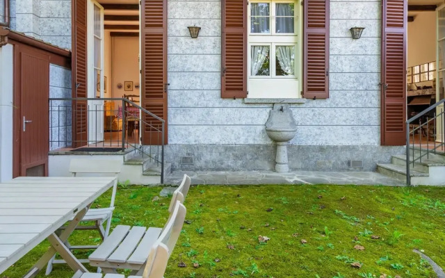 Quaint Holiday Home in Meina with Garden
