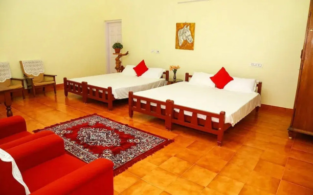 Deluxe Double Room In British Bunglow