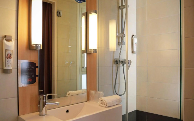 ibis Montpellier Centre  Polygone