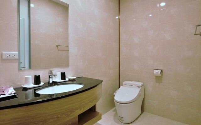 Muen Yuan Dong Hot Spring Hotel