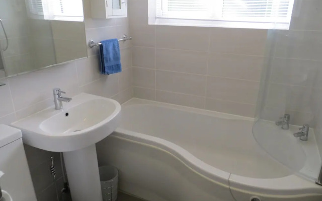 Tabusintac......lovely 2 Bedroom Bungalow