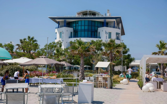 Blu Suite Resort