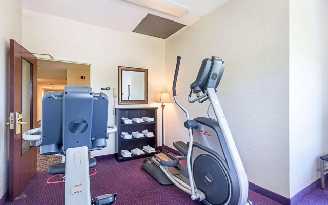 Sleep Inn & Suites Bay View Acme - Travers City