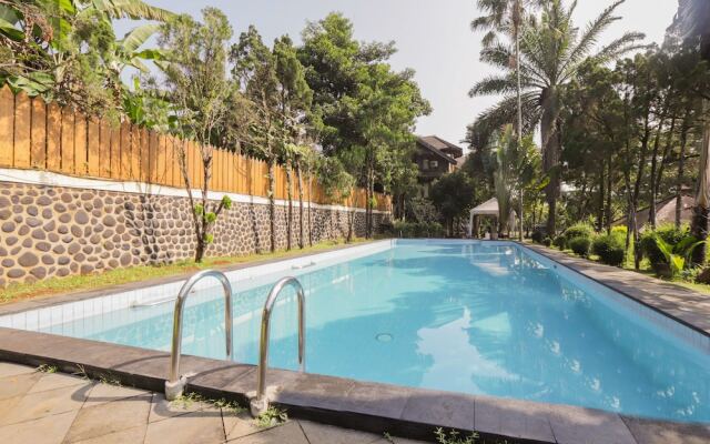 OYO 735 New Panjang Jiwo Resort