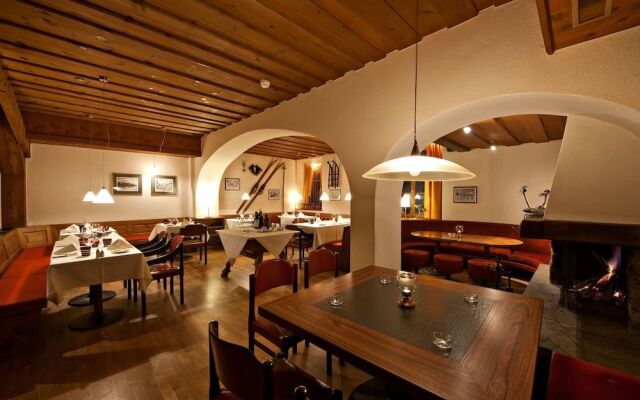 Hotel Engiadina