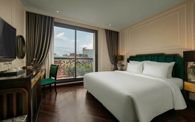GM Premium Hotel