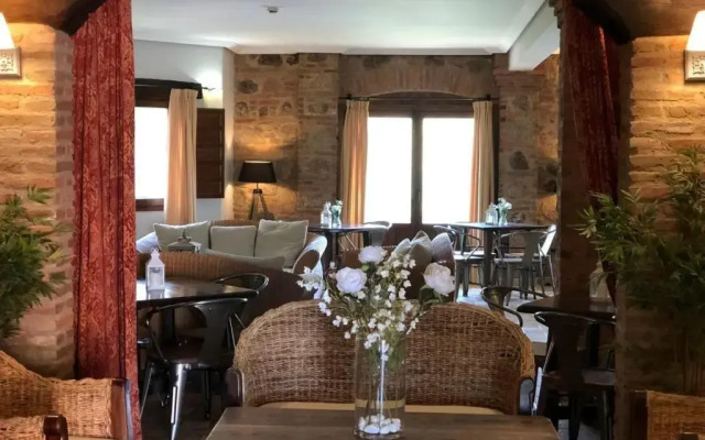 Hotel Ruta Imperial