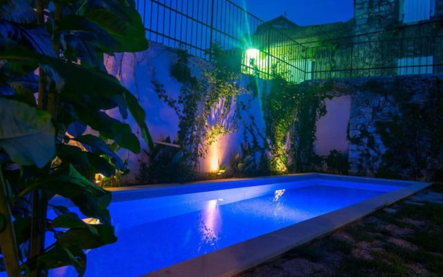 Villa Jelsa Palace in Jelsa
