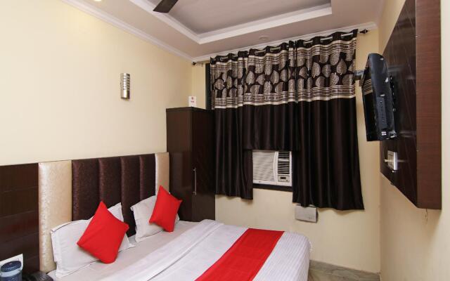 OYO 22838 Gaurav Guest House