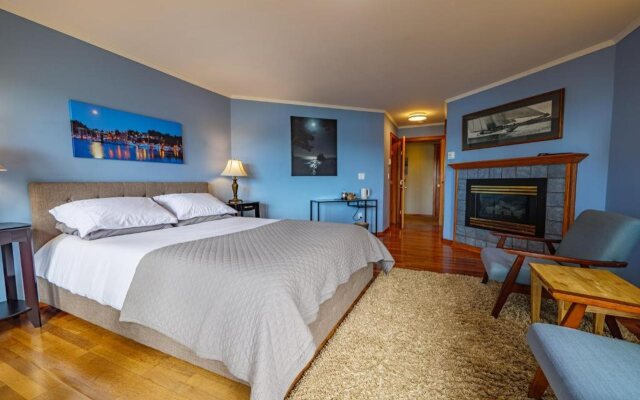 A Snug Harbour Inn