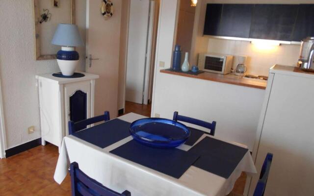 Appartement Port Camargue, 2 pièces, 4 personnes - FR-1-250-206