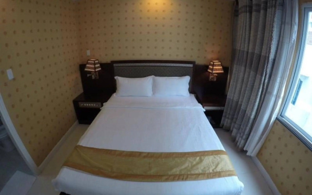 One World Hotel