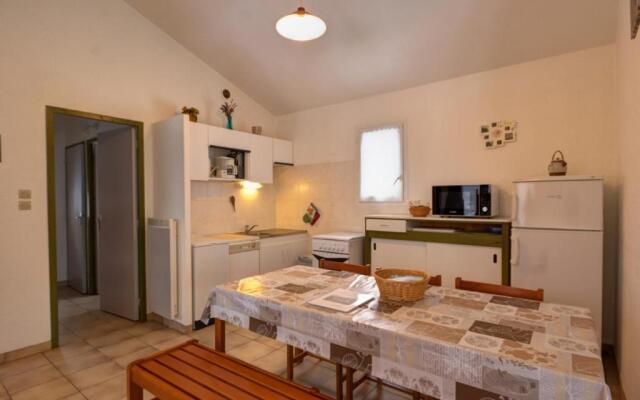 Gîte Usson-en-Forez, 3 pièces, 4 personnes - FR-1-496-162