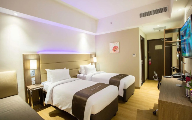 Bigland Hotel & Convention Sentul