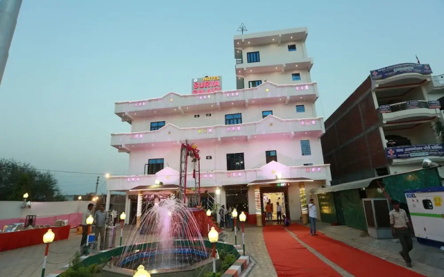OYO 8837 Hotel Surya Galaxy