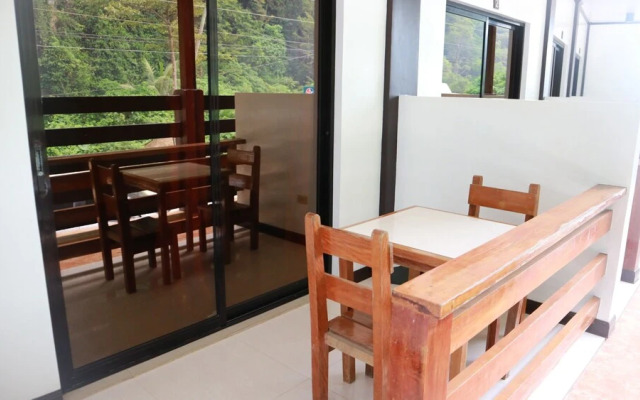 Lolo Panding Inn