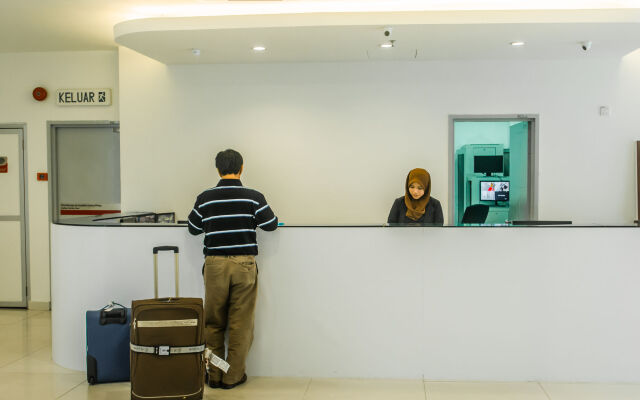 Tune Hotel KLIA Aeropolis
