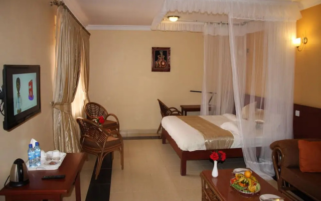 Kusyombunguo Hotel Lukenya