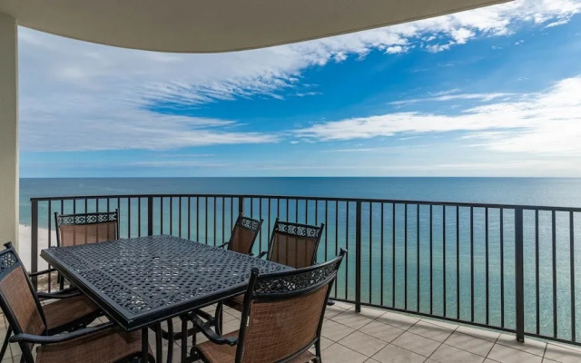 Phoenix Ix 1405 3 Bedroom Condo