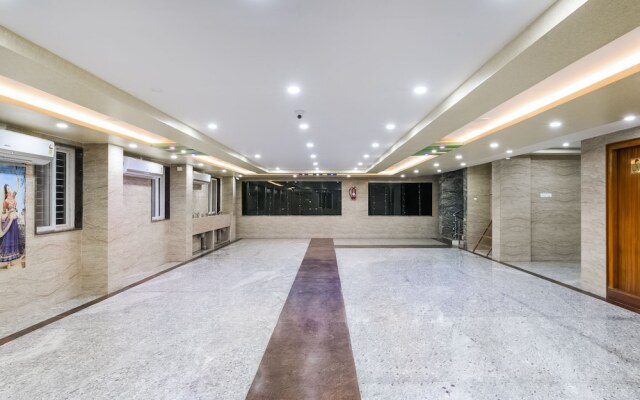 Oyo 29754 Sri Lakshmi Srinivasa Grand